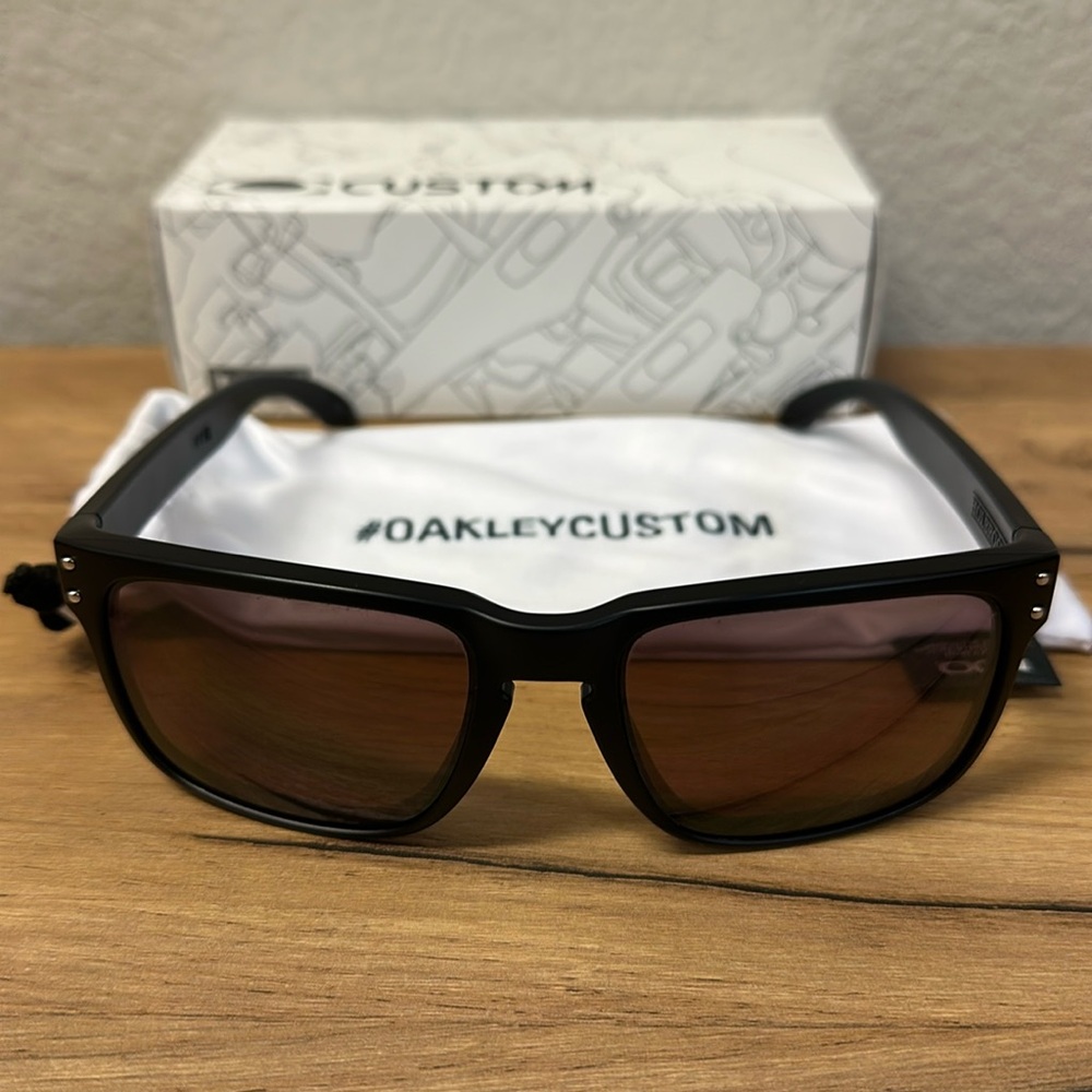 Oakley Holbrook Prizm Daily Iridium Polarized, custom order matte black